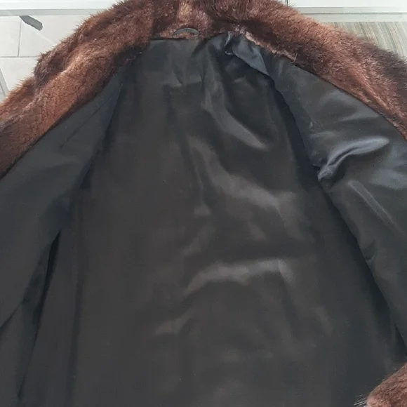 VINTAGE🤎60's Luxurious MID LENGTH Brown Fur Coat Size Med/Lg - Picture 11 of 11